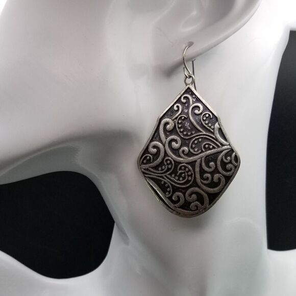 Geisha whispers sterling earrings E267 - Picture 1 of 4